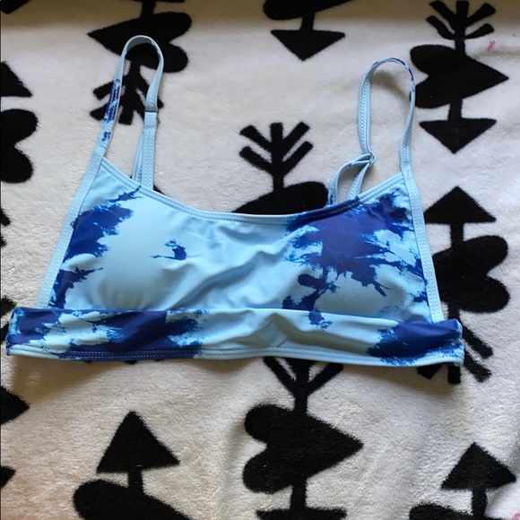 👙Tie Dye Blue Bikini👙 - Picture 2 of 6